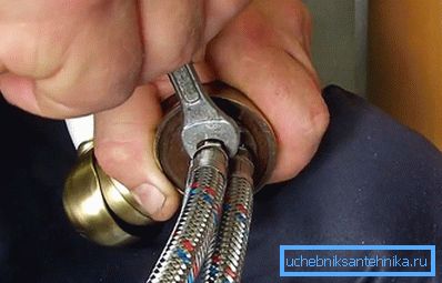 Hoses need to hold the key Hoses need to hold the key