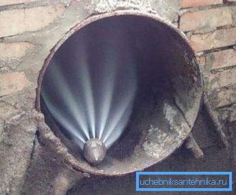 Units with high pressure are used for large-scale work. Units with high pressure are used for large-scale work.