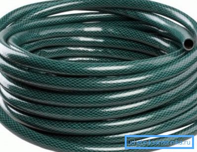 Reinforced irrigation hose. Reinforced irrigation hose.