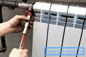 Bimetallic radiator perfectly suited for installation in apartments with a central heating system Bimetallic radiator perfectly suited for installation in apartments with a central heating system