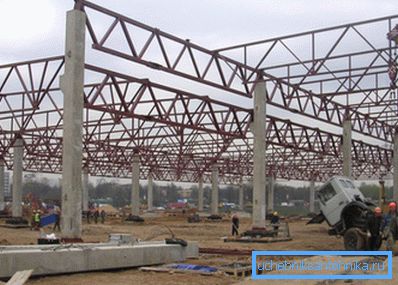 Large spans overlap trusses Large spans overlap trusses