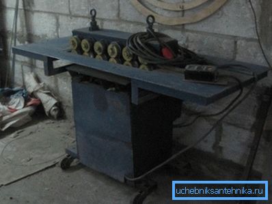 Used seam rolling machine. Used seam rolling machine.