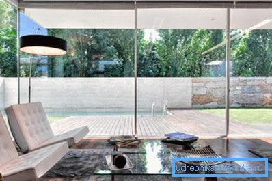 The more windows in the house, the more heat loss The more windows in the house, the more heat loss