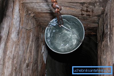 Clean water from the well. Clean water from the well.