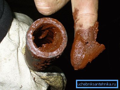 To avoid the appearance of rust, it is worth buying liquids with anti-corrosion additives. To avoid the appearance of rust, it is worth buying liquids with anti-corrosion additives.