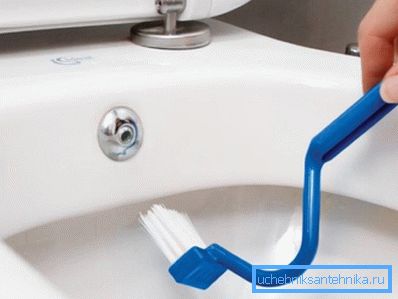 To ensure quality drainage, you need to thoroughly clean the rim of the toilet bowl from mineral deposits To ensure quality drainage, you need to thoroughly clean the rim of the toilet bowl from mineral deposits