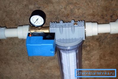 Even the simplest filter makes water much cleaner. Even the simplest filter makes water much cleaner.