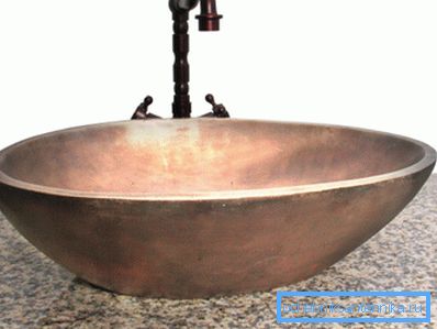 Decorative bronze construction
