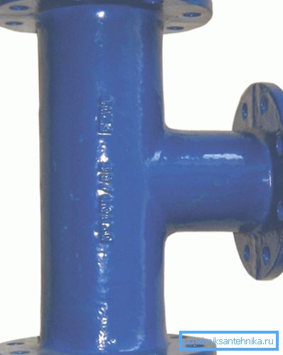Detail under folding flange connection Detail under folding flange connection