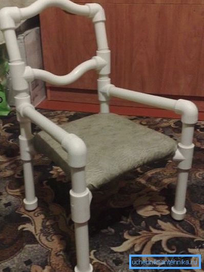 The children's stool from a polypropylene pipe is assembled on a usual fitting. The children's stool from a polypropylene pipe is assembled on a usual fitting.