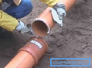 Silicone is used for extra tightness. Silicone is used for extra tightness.