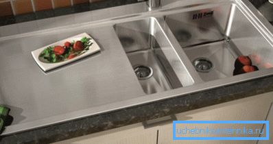 To save space, you can purchase a cover that turns the product into a work surface. To save space, you can purchase a cover that turns the product into a work surface.