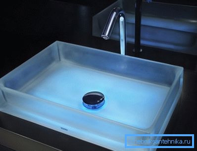 For the most daring and modern interiors fit glass washbasin. For the most daring and modern interiors fit glass washbasin.