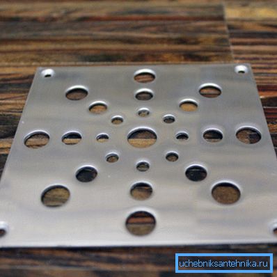 For the floor is better to use a flat metal grill. For the floor is better to use a flat metal grill.