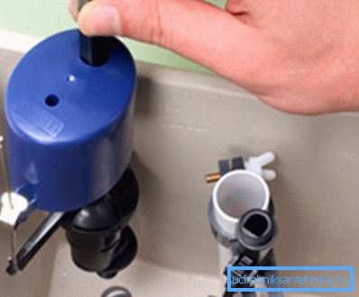 For proper operation you need to adjust the float For proper operation you need to adjust the float