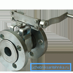 For regulatory products, a special mechanical drive is installed, which controls the rotation of the ball in the device and shifts it with one rotation of the handle just a few degrees For regulatory products, a special mechanical drive is installed, which controls the rotation of the ball in the device and shifts it with one rotation of the handle just a few degrees