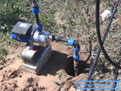 Drainage pump for the Abyssinian well.