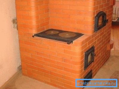 Wood brick stove with hob