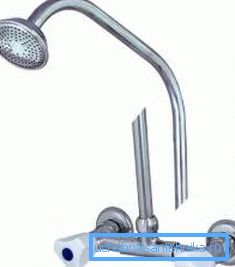 Shower on stationary pipe. Shower on stationary pipe.