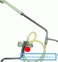 Shower columns with a mixer and a spout are very convenient, but the design of fittings differs from traditional options Shower columns with a mixer and a spout are very convenient, but the design of fittings differs from traditional options