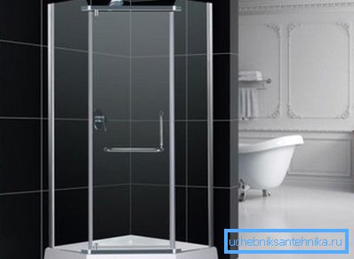 Elegant 5-angle shower enclosure