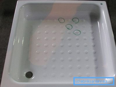 The enameled pallet from steel. The enameled pallet from steel.