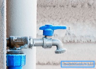 If the water supply is not used in winter, the water must be drained. If the water supply is not used in winter, the water must be drained.
