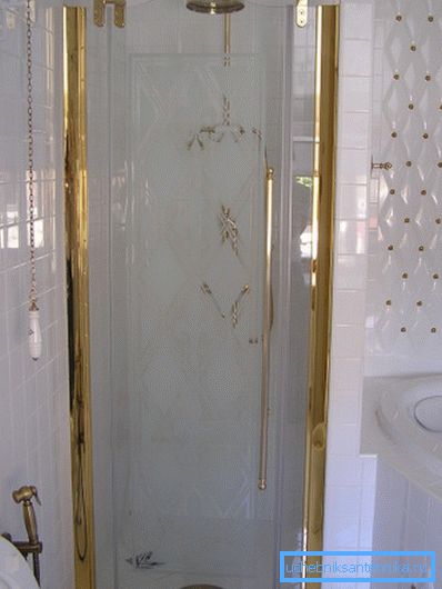 Aesthetic shower door Aesthetic shower door