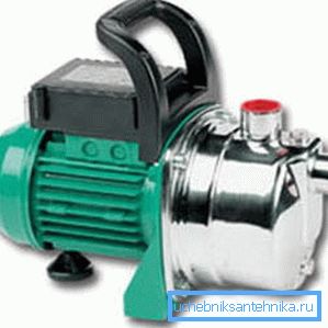 This is a complete pumping design that can provide water and a big house. This is a complete pumping design that can provide water and a big house.