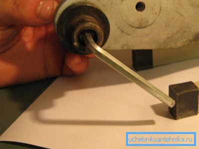 Fixing the mandrel hexagon Fixing the mandrel hexagon