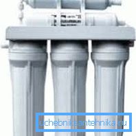 Water filter with three cleaning levels Water filter with three cleaning levels