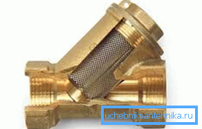 The coarse filter retains all mechanical particles, periodically clean the mesh from dirt, turning the special nut back The coarse filter retains all mechanical particles, periodically clean the mesh from dirt, turning the special nut back