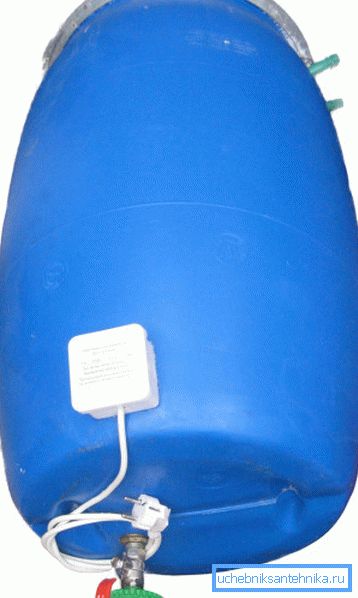 Photo of a plastic barrel with heating
