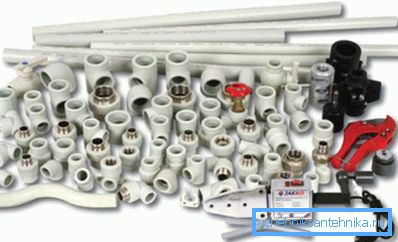 Photos of a variety of plastic fittings Photos of a variety of plastic fittings