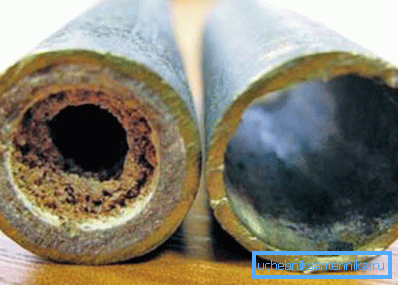 Photo of the pipe in the section before processing by chemistry and after