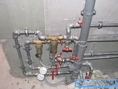 Photo section of the pipe layout