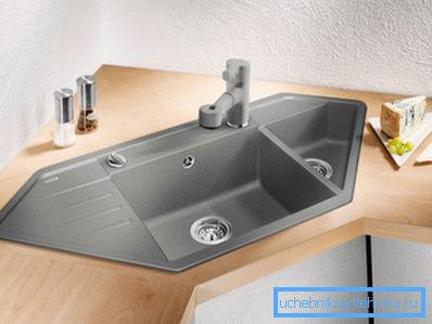 Photo of the corner sink Photo of the corner sink