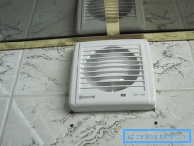 Photo of the fan installed in the bathroom Photo of the fan installed in the bathroom