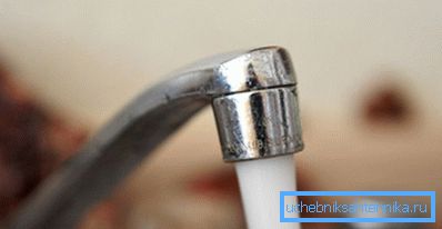 Photo coming from the pressure of water from the tap Photo coming from the pressure of water from the tap