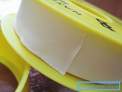 Fluoroplastic tape for sealing pipes Fluoroplastic tape for sealing pipes