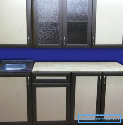 Set with a straight table. Set with a straight table.