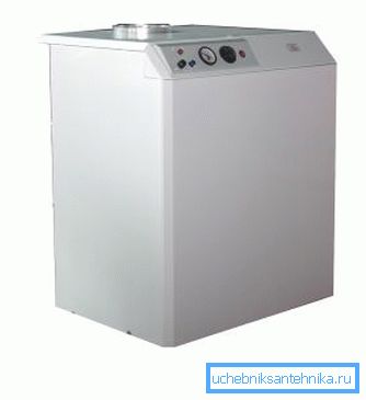 The gas boiler with a cast iron heat exchanger is large and powerful.