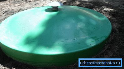 The sealed cover and chamber chamber do not allow water to penetrate to the mouth of the source. The sealed cover and chamber chamber do not allow water to penetrate to the mouth of the source.