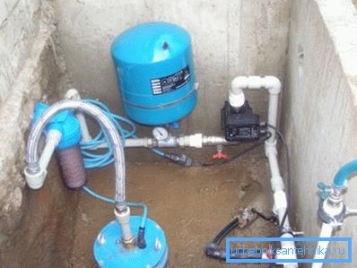 Hydroaccumulator and control equipment in the caisson Hydroaccumulator and control equipment in the caisson