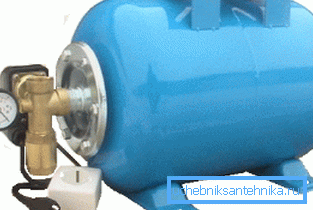 Hydroaccumulator with pressure switch Hydroaccumulator with pressure switch