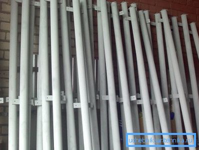 Ready metal support poles with welded plugs and lag mounting plates. Ready metal support poles with welded plugs and lag mounting plates.