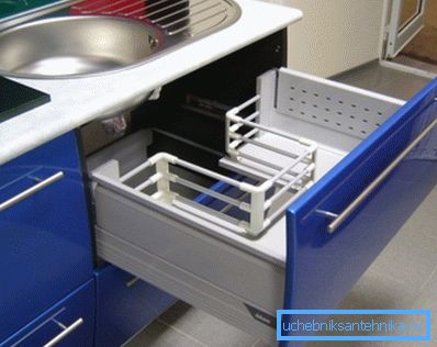 Competent organization of the space under the sink increases the comfort and practicality of using the kitchen.
