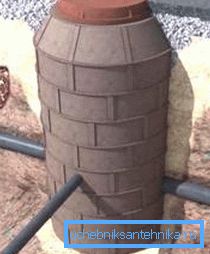 The soil is in contact with the outer surfaces of the structure. The soil is in contact with the outer surfaces of the structure.