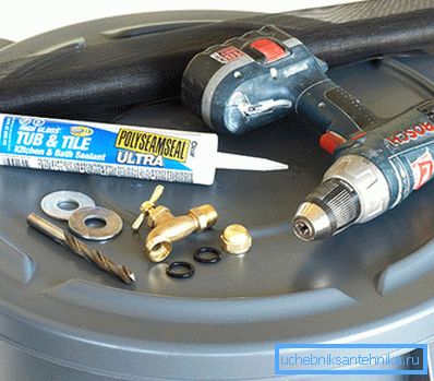 Tools for tapping the drain Tools for tapping the drain