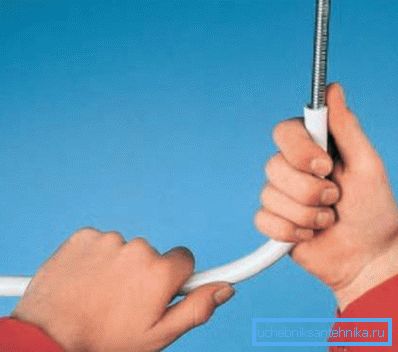 Use springs to bend the element. Use springs to bend the element.